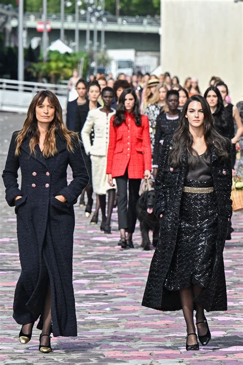 chanel fashion show paris 2023|chanel fall winter 2023 24.